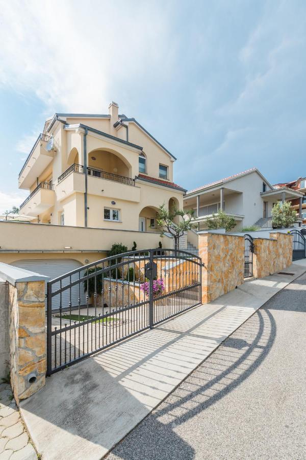 Apartment Carpe Diem Crikvenica Ngoại thất bức ảnh